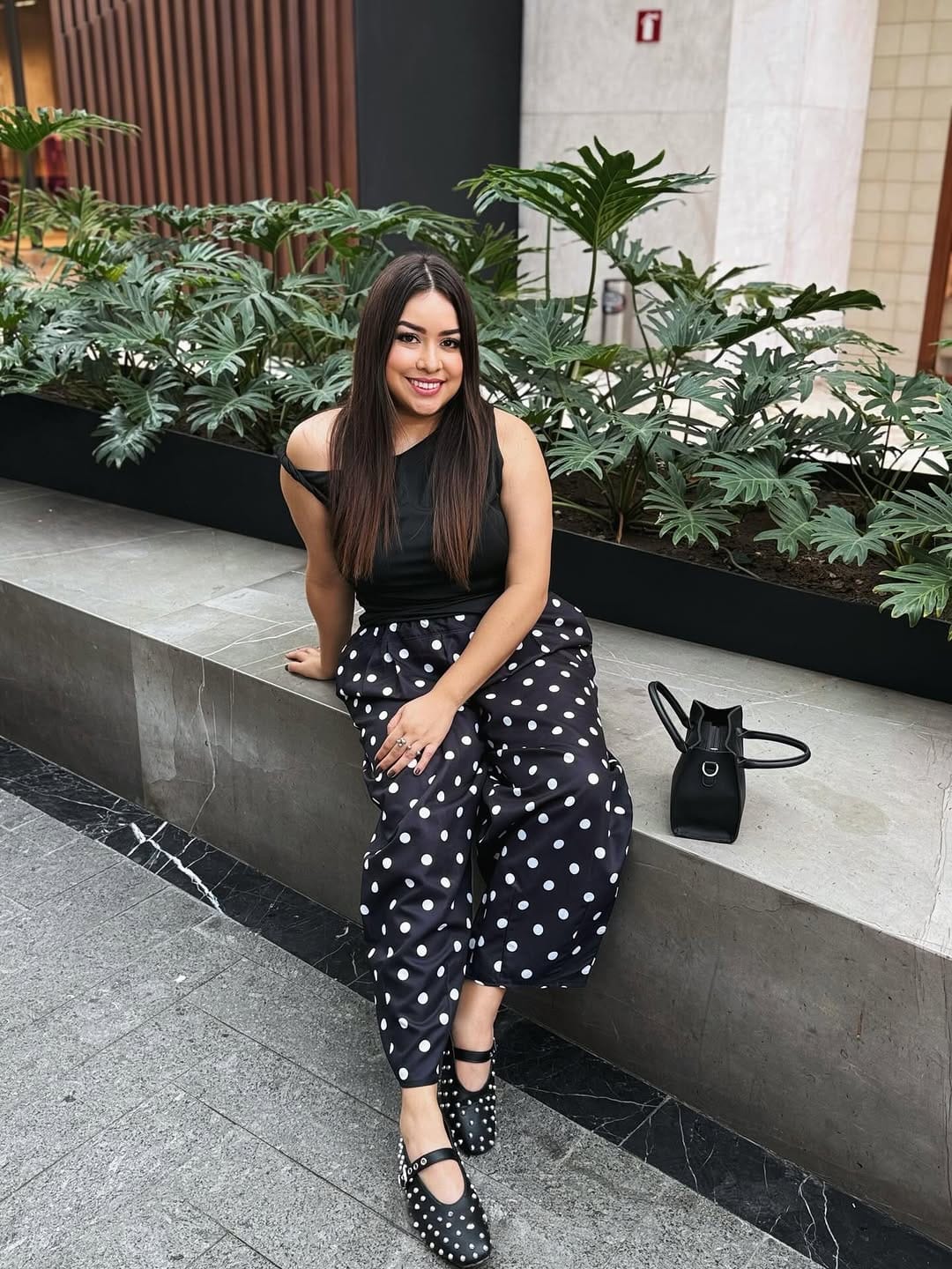 Post 4 by Estefania Zepeda ღ on Instagram (carousel)
