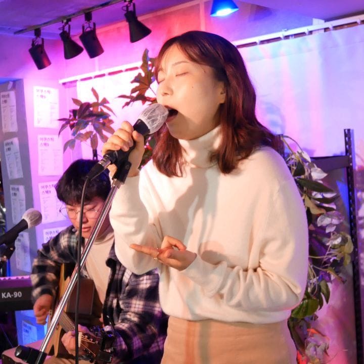 Post 3 by rolololol on Instagram (video)