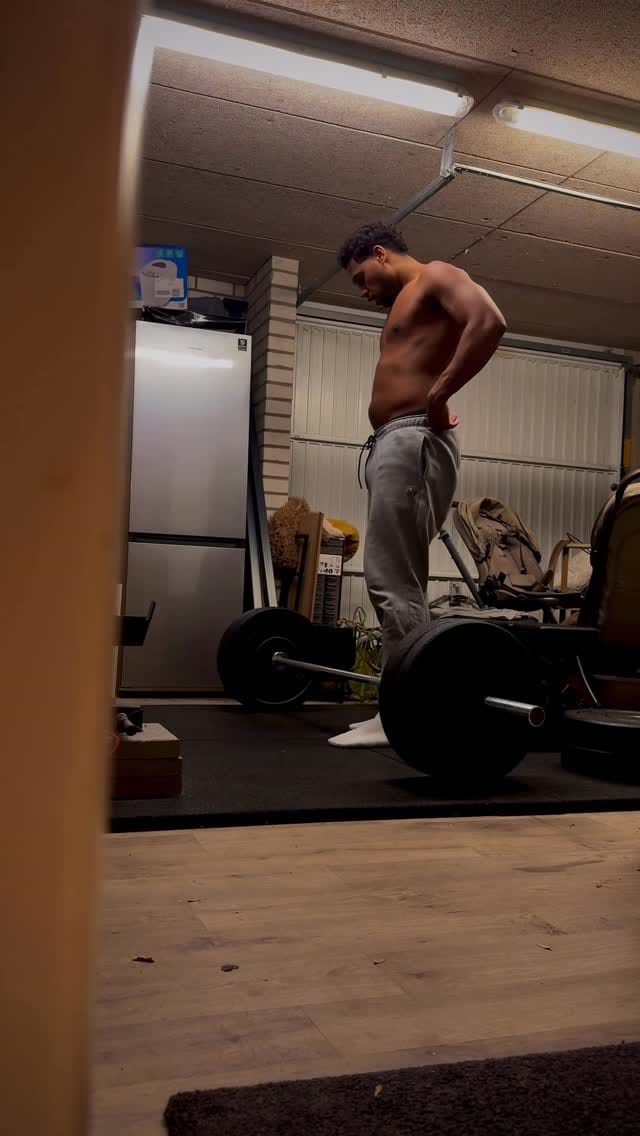 Post 7 by Julius Clay on Instagram (video)