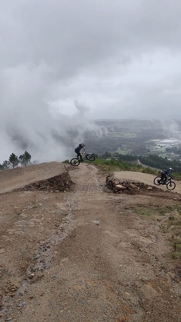Post 2 by Simão Pedro on Instagram (video)
