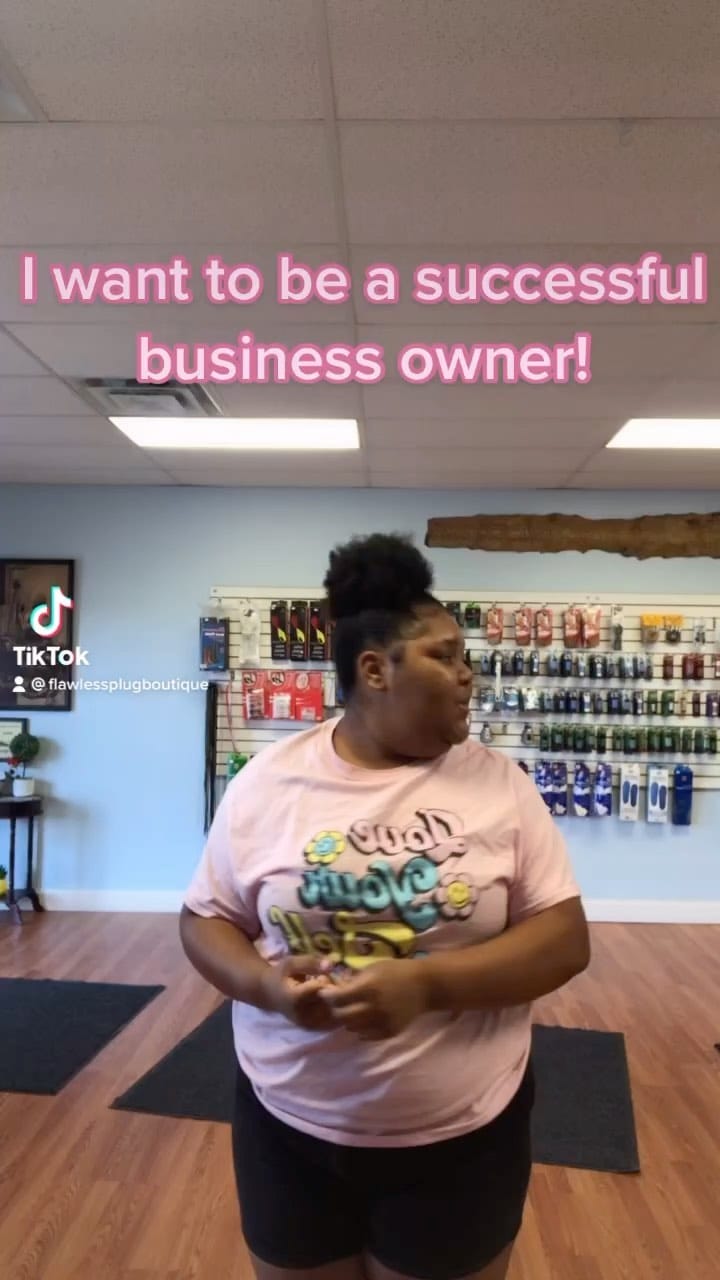 Post 2 by “Slay The Flawless Way” on Instagram (video)