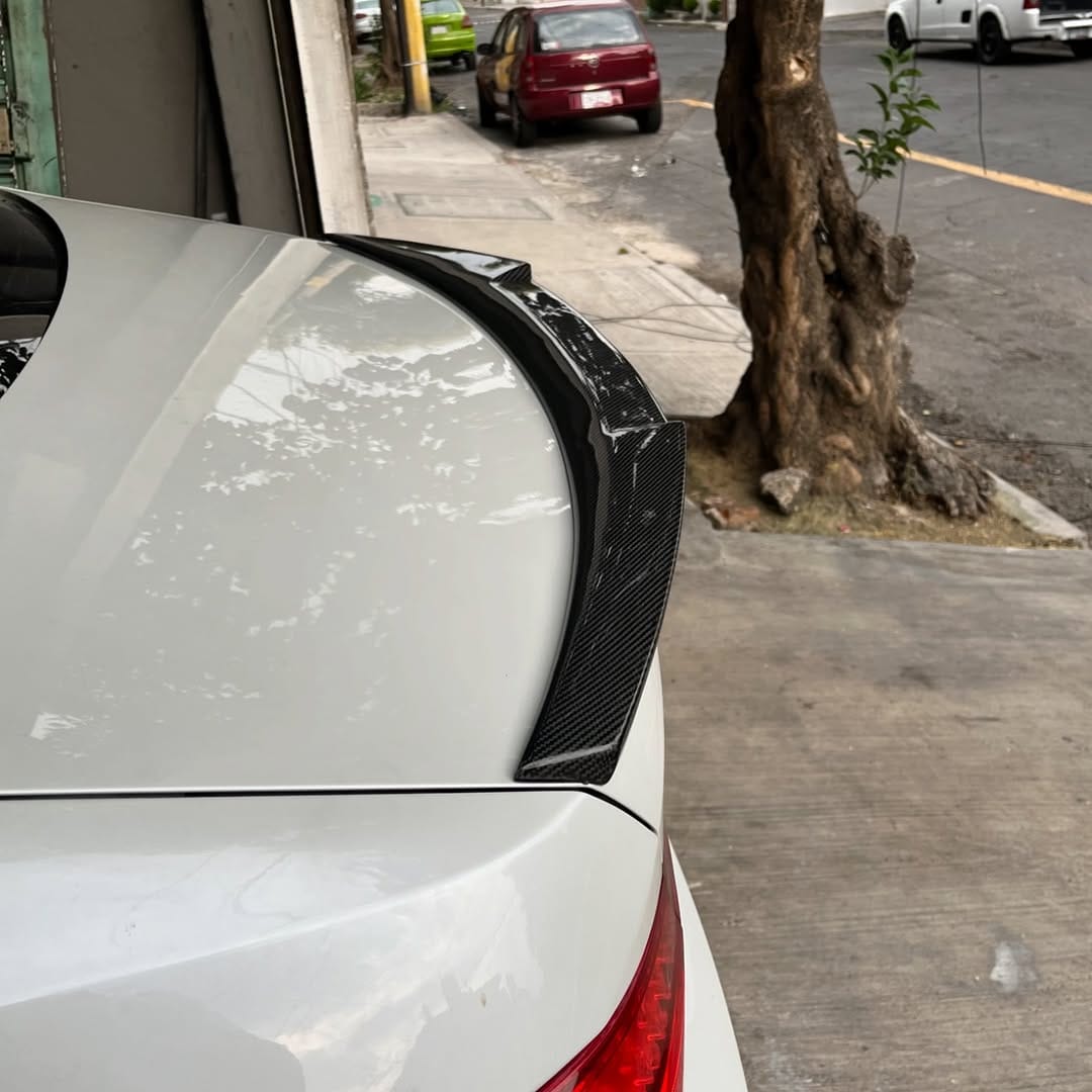 Post 9 by MOTOR SHOP MX | COCHES on Instagram (carousel)