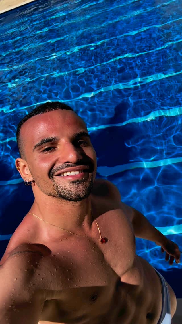 Post 8 by Joseph Moraes on Instagram (video)