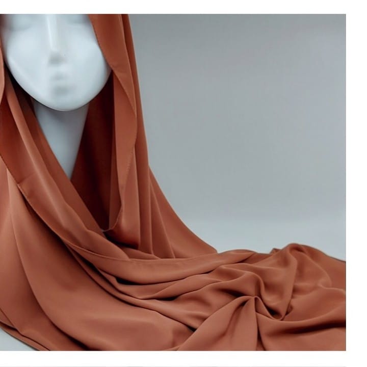 Post 9 by LEYNA HIJAB STYLE ® on Instagram (image)