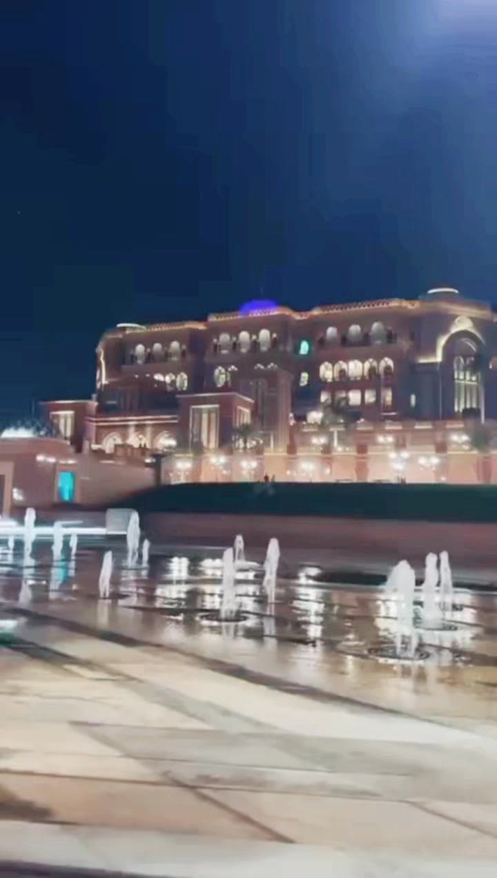 Post 6 by 🧿Fashion/fitness modelActress on Instagram (video)