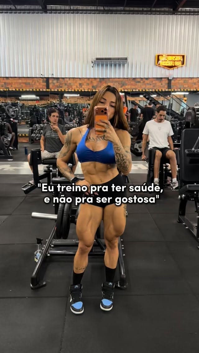 Post 3 by Roberta Lima on Instagram (video)