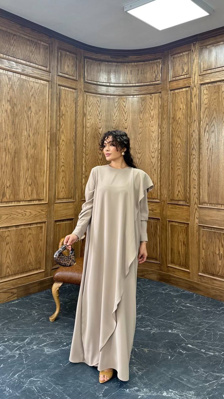 Post 8 by Modestyle.paris on Instagram (video)