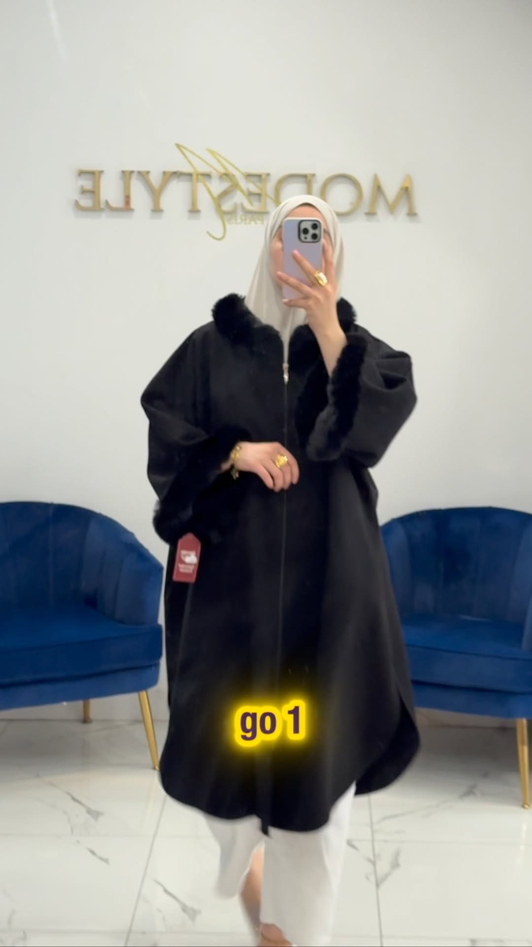 Post 10 by Modestyle.paris on Instagram (video)