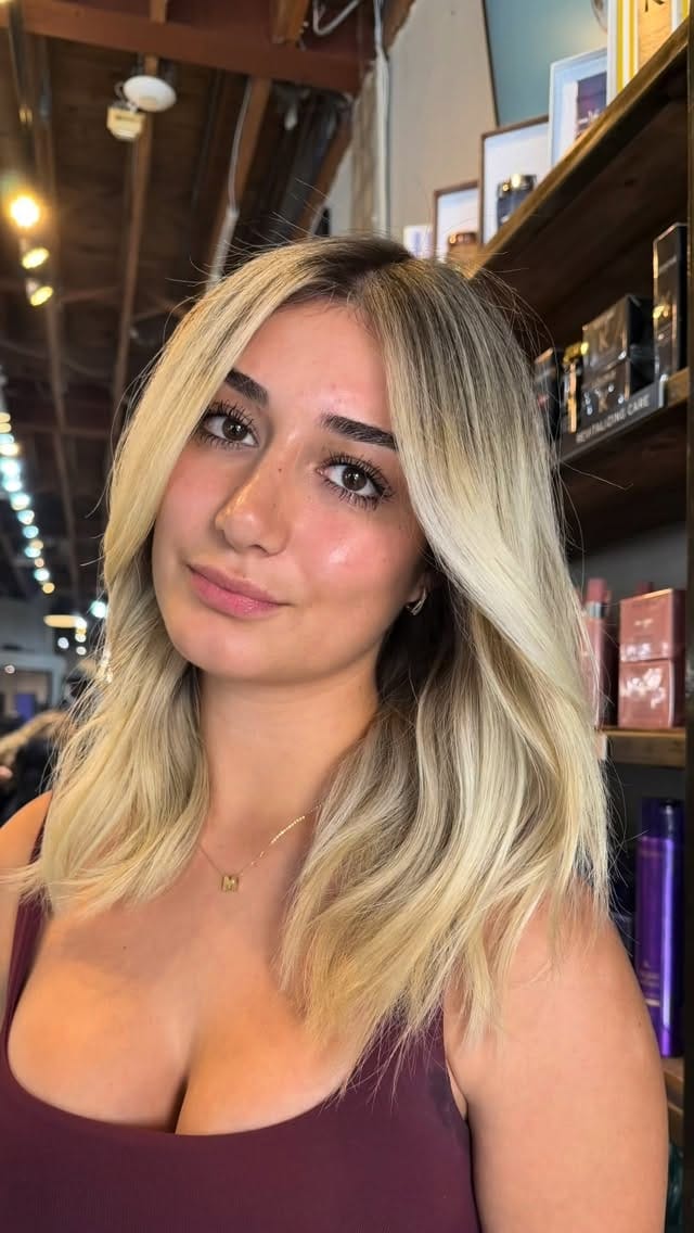Post 3 by Miami Hairstylist on Instagram (video)