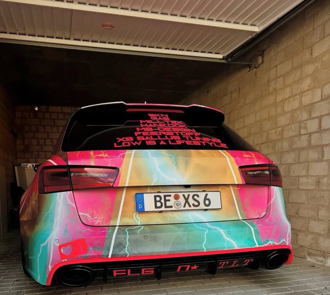 Post 2 by Björn on Instagram (image)