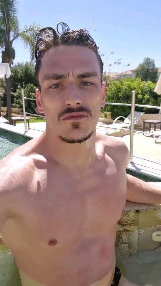 Post 6 by Gabriele on Instagram (video)