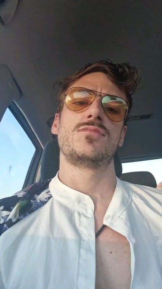Post 4 by Gabriele on Instagram (video)