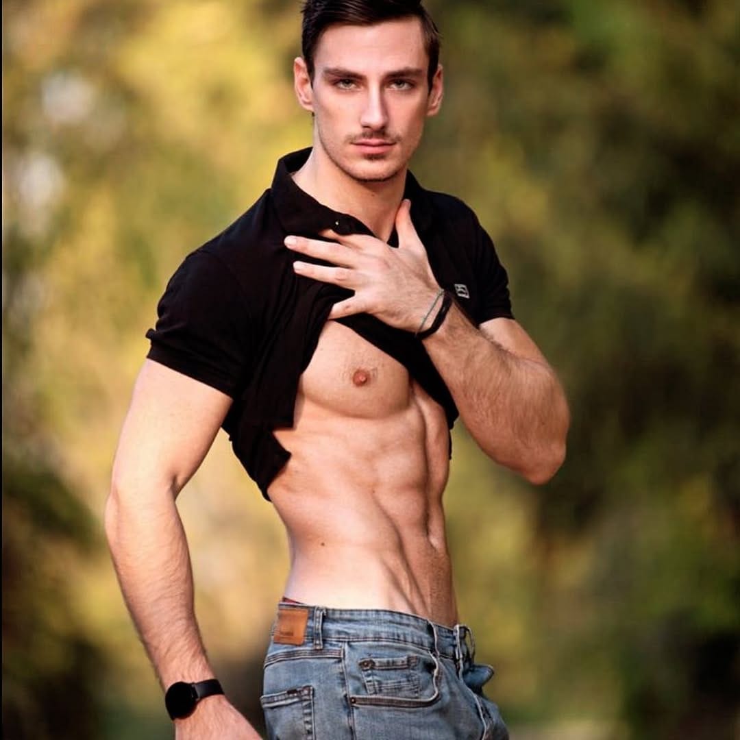 Post 2 by Gabriele on Instagram (image)