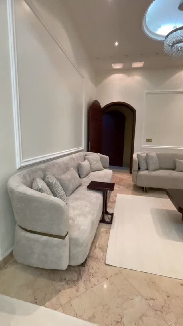 Post 10 by Sadeem Furniture on Instagram (video)