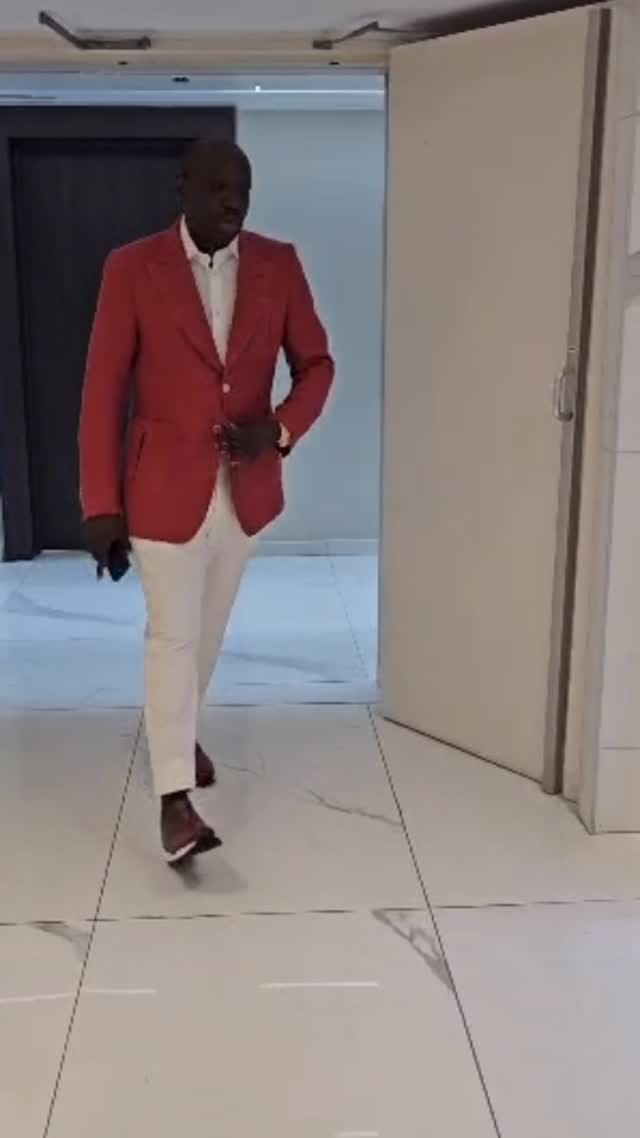 Post 5 by Famadem Official on Instagram (video)