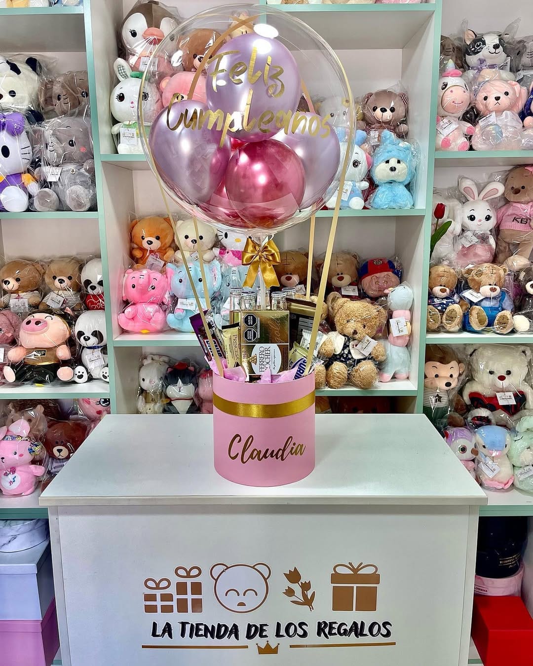 Post 5 by La tienda de los Regalos / Detalles y Arreglos Florales Talara on Instagram (image)