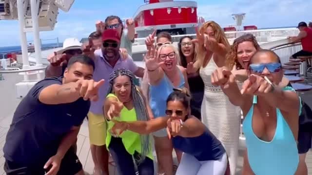 Post 8 by Esther Gil | Viajes & Negocios on Instagram (video)