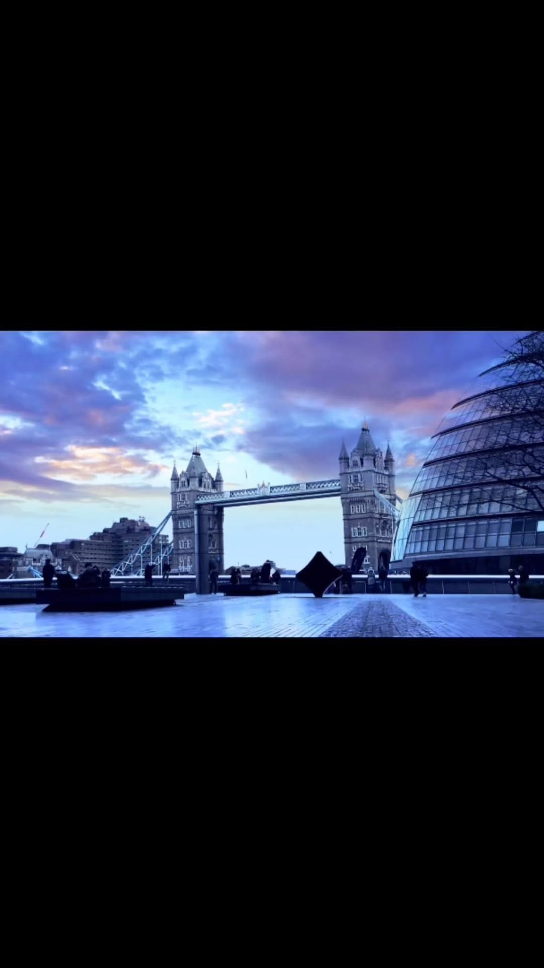 Post 4 by Xus Boya on Instagram (video)