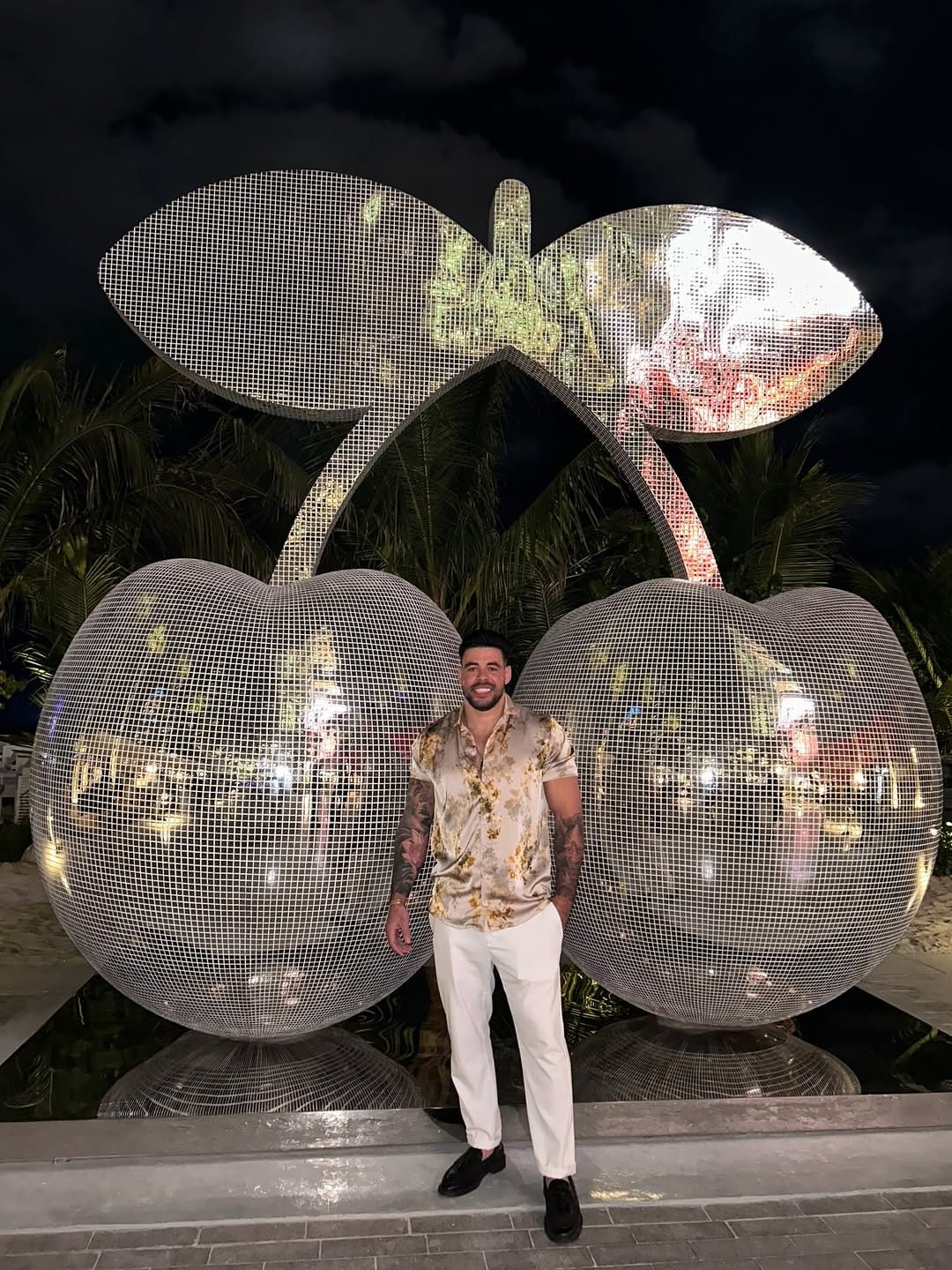 Post 2 by Lee Kochman on Instagram (carousel)