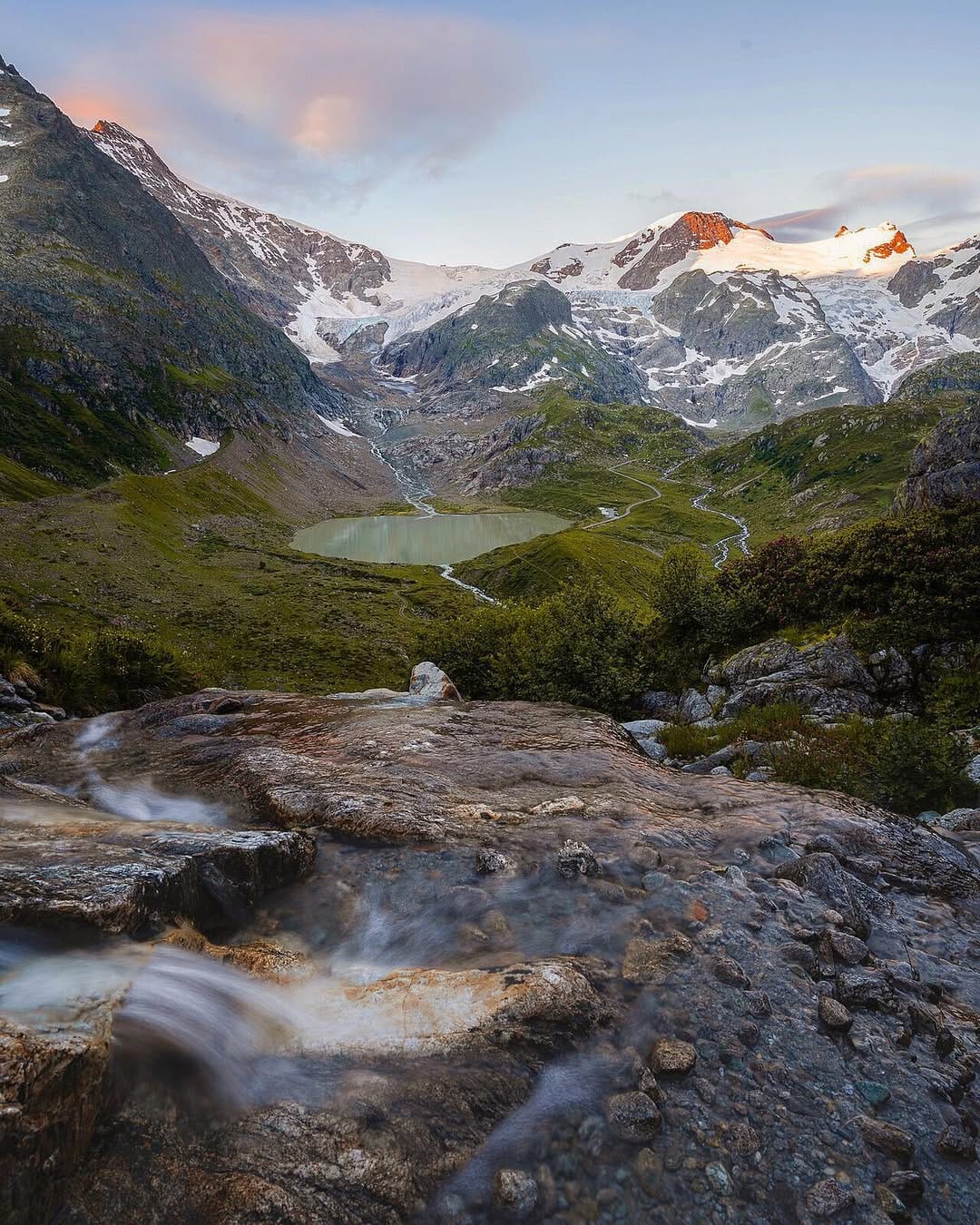 Post 8 by Adrian Graf on Instagram (image)