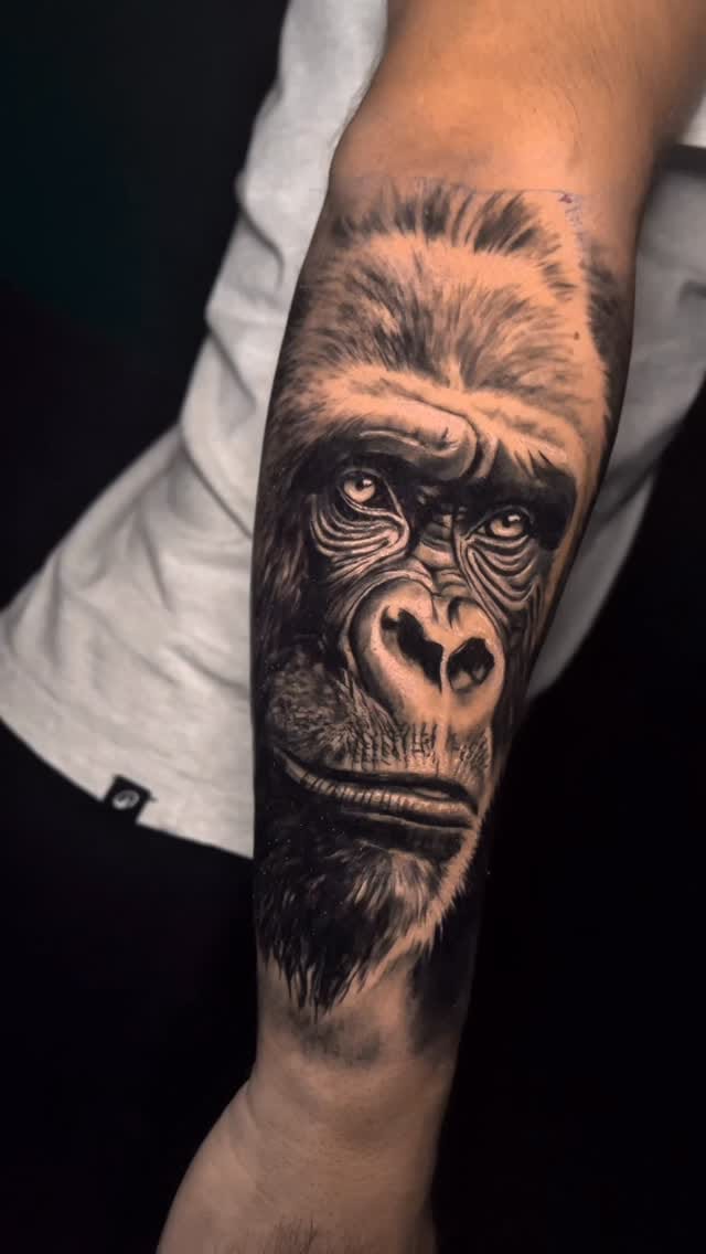 Post 6 by ESTUDIO TATUAJES | ZARAGOZA on Instagram (video)