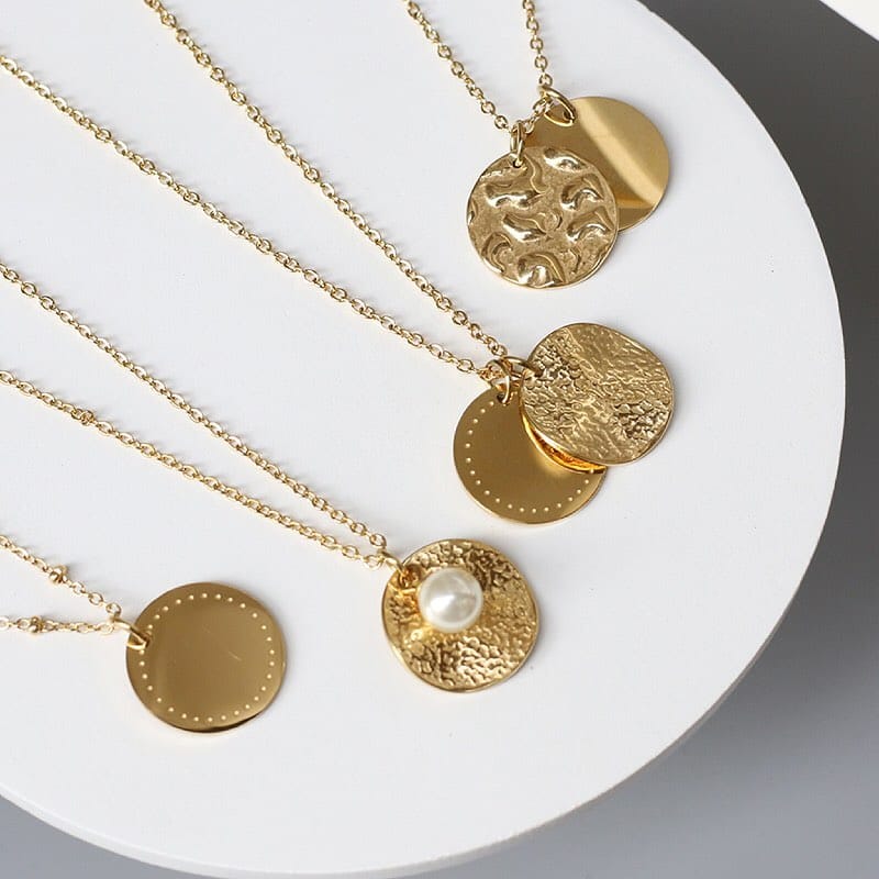 Post 8 by Pōhaku Joyeria on Instagram (image)