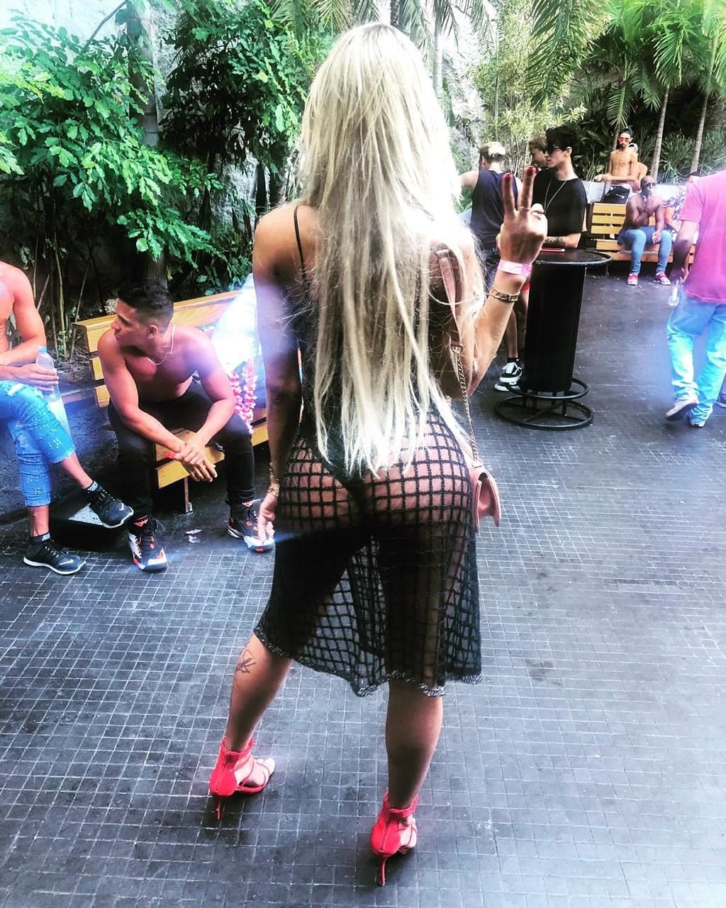 Post 8 by Bianca Vitória Oficial 💄👑💋 on Instagram (image)
