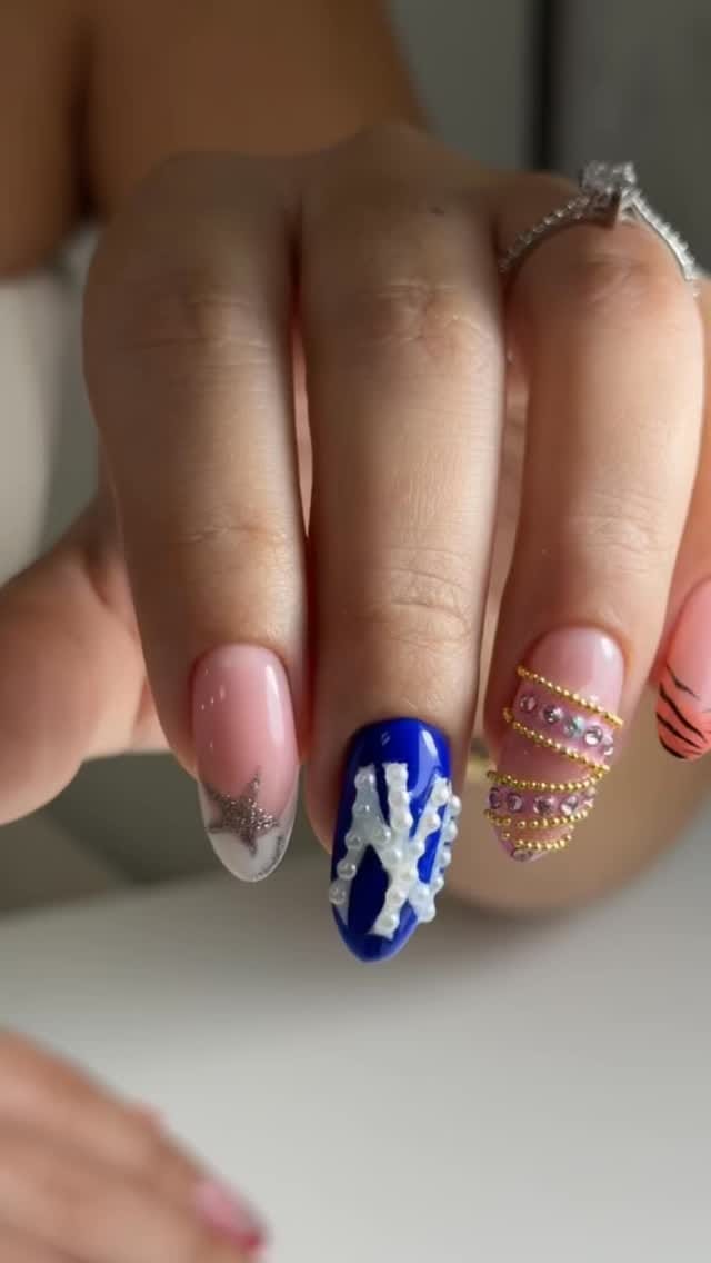 Post 7 by Cursos presenciales/tienda/manicura pro/pedicura on Instagram (video)