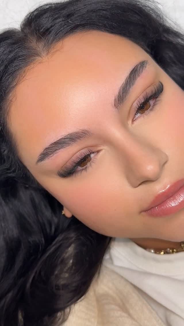 Post 10 by EXTENSIONS DE CILS - BROWLIFT 🌟 on Instagram (video)