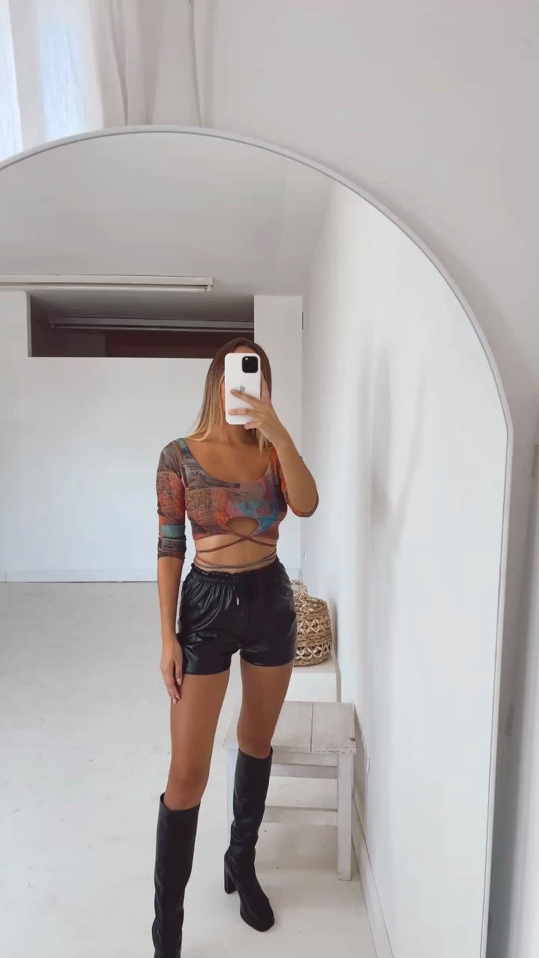 Post 2 by Indumentaria P R I D E on Instagram (video)