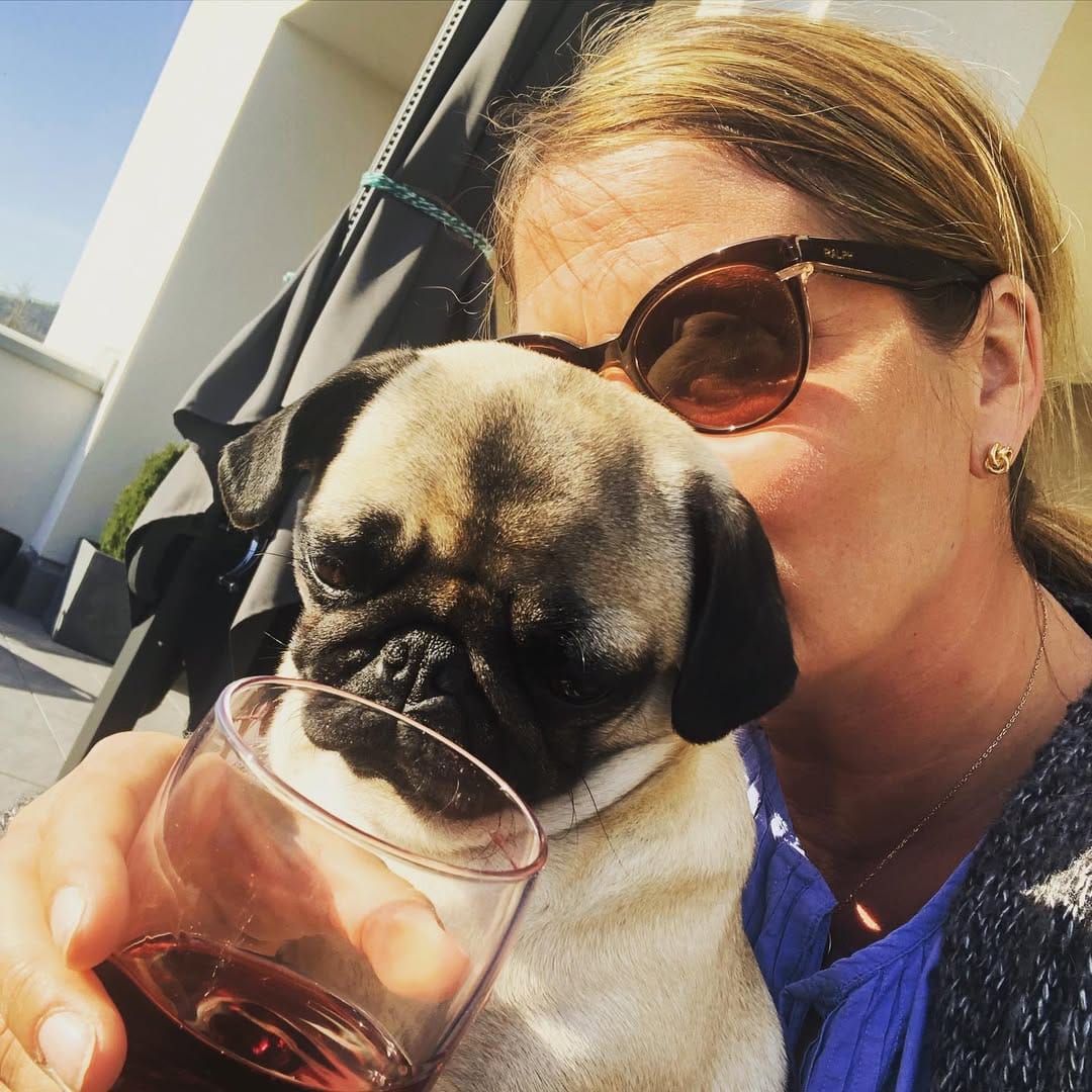 Post 3 by FRAU CARA on Instagram (image)
