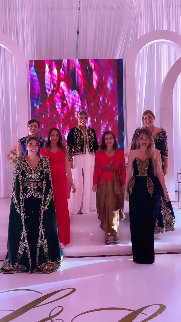Post 5 by Sadrine Akt-makeup artist on Instagram (video)