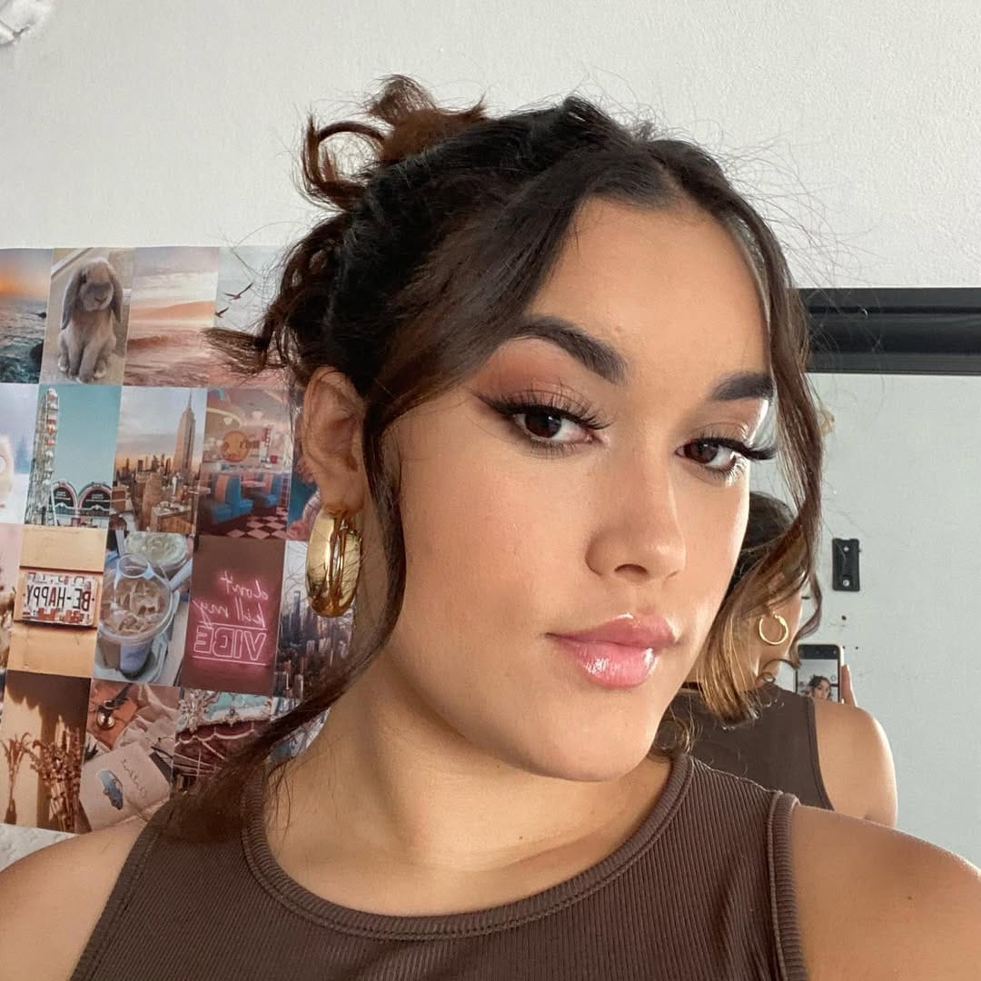 Post 3 by 👑 CHELSEA MARRERO 👑 on Instagram (carousel)
