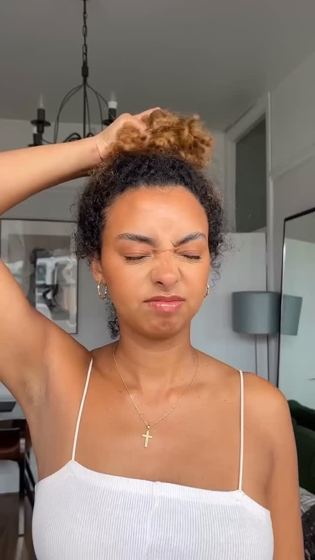 Post 1 by Glam Beaute on Instagram (video)