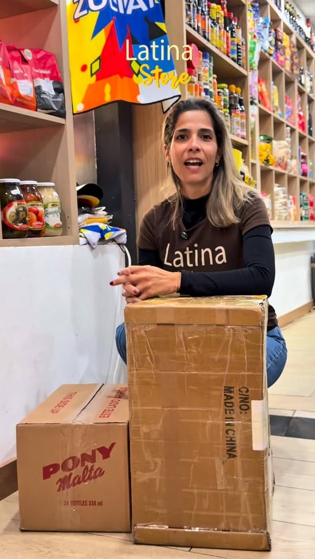 Post 8 by Latina Store Madrid on Instagram (video)