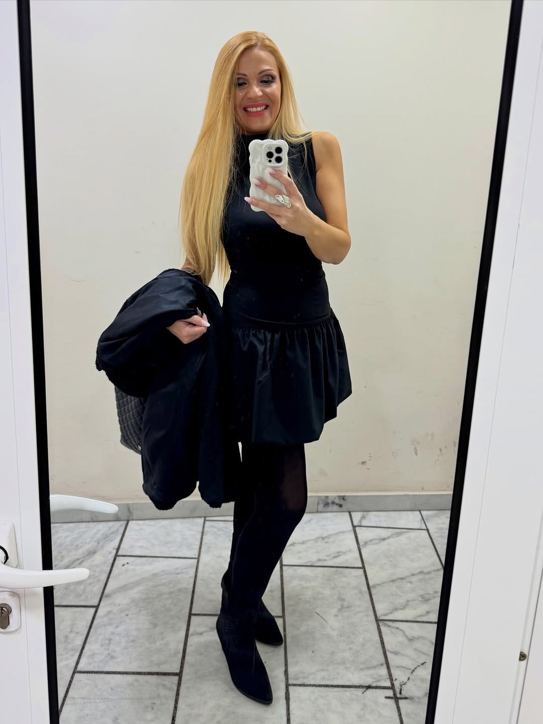 Post 4 by Dora Tsapekou on Instagram (carousel)