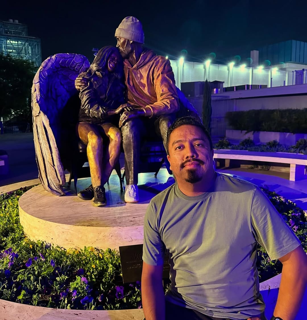 Post 2 by Edwin SD on Instagram (carousel)