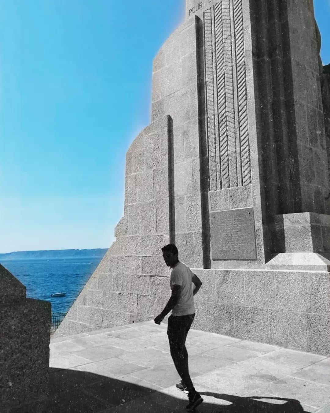 Post 9 by Rayan Medebbeur on Instagram (image)