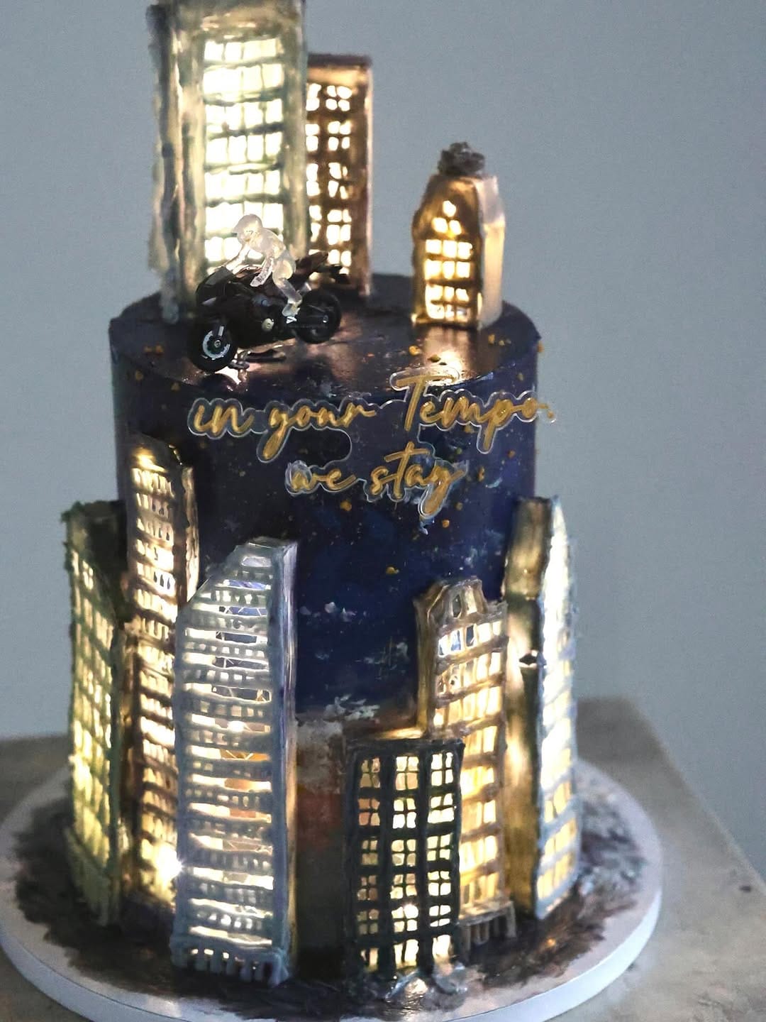 Post 7 by P I N O - concept cakery on Instagram (carousel)
