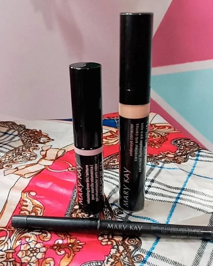 Post 5 by 𝒯𝒶𝓁𝒾𝒶 𝒮𝓌𝑒𝑒𝓉 𝒮𝒽𝑜𝓅 🛍 on Instagram (image)