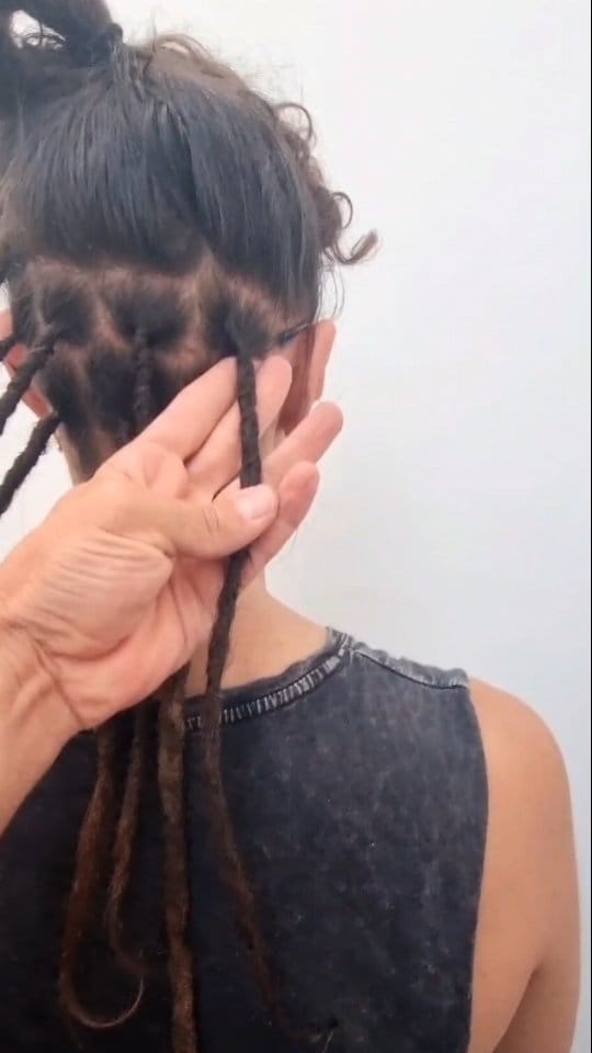 Post 2 by Ibiza Dreads™ on Instagram (video)