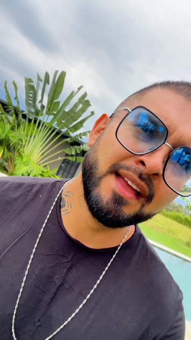 Post 4 by Jorge León on Instagram (video)