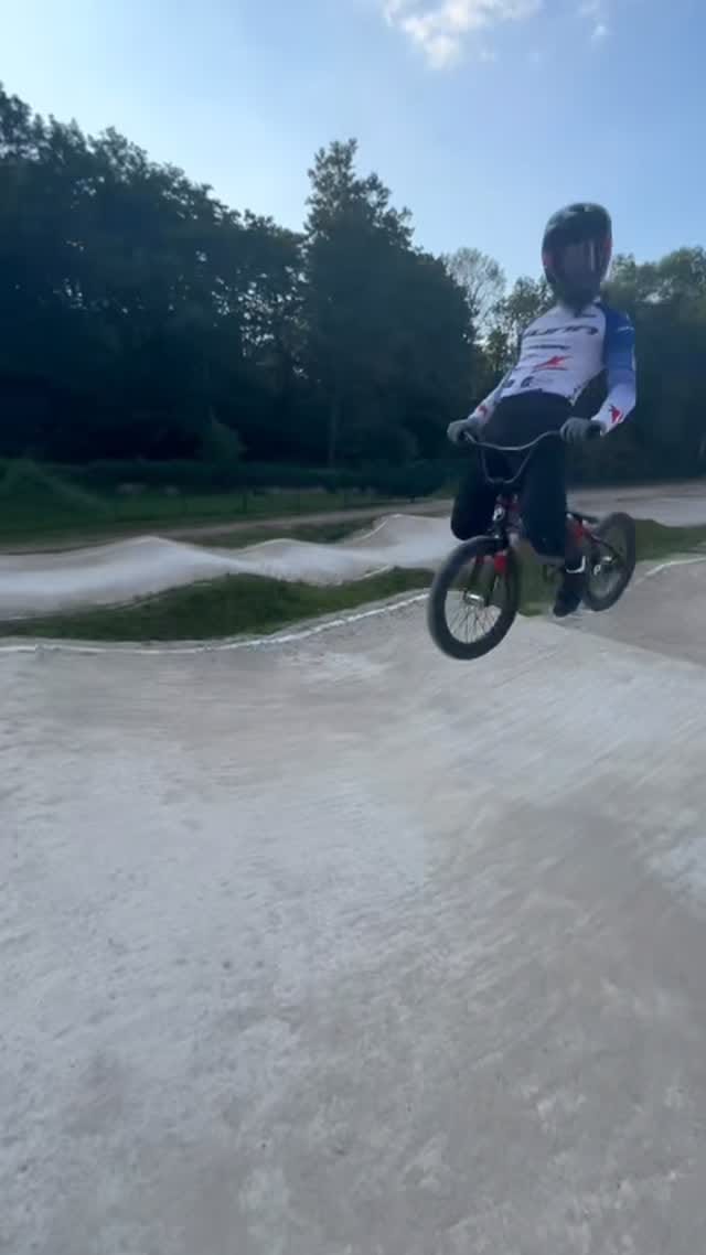 Post 1 by Enzo Leclerc on Instagram (video)