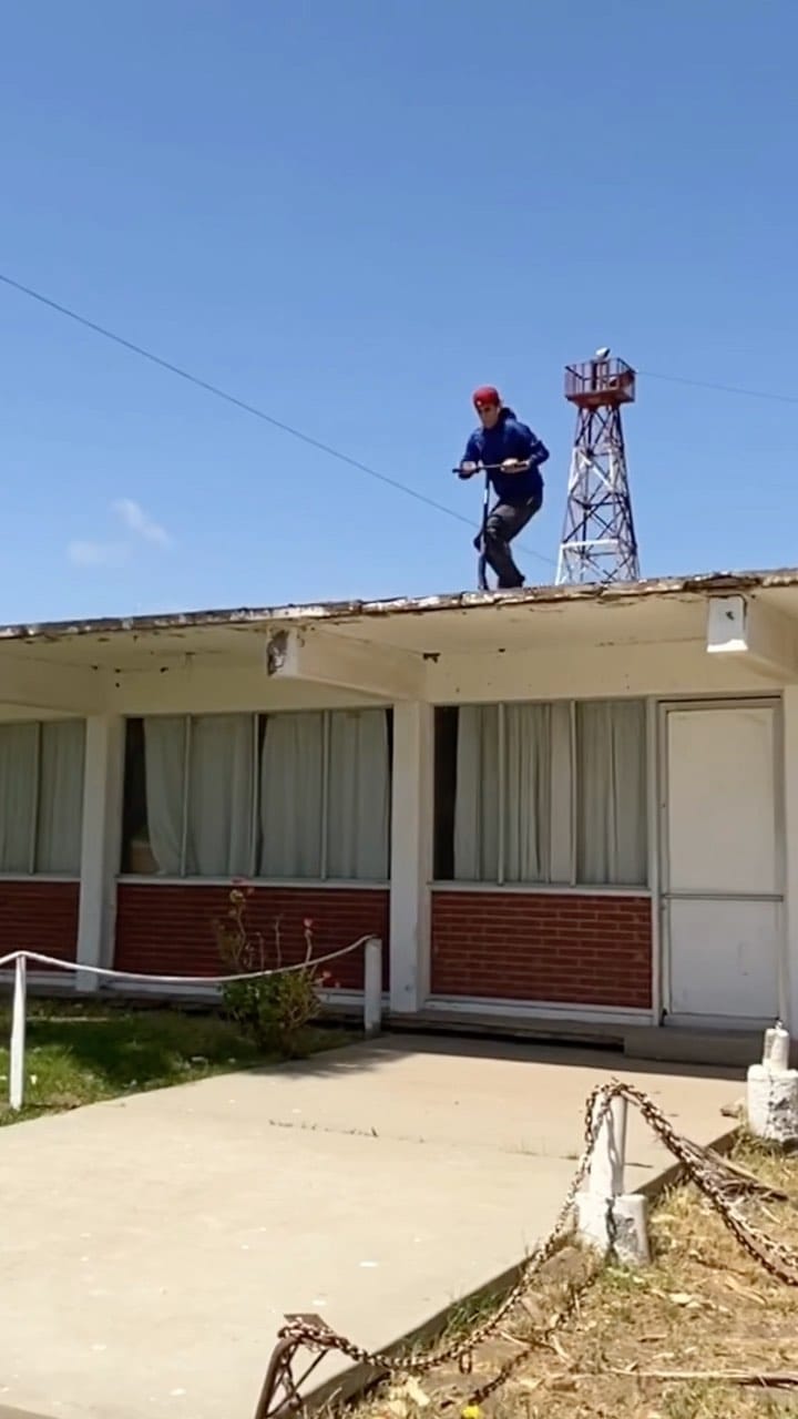 Post 9 by L U I S  R E G L A N D on Instagram (video)