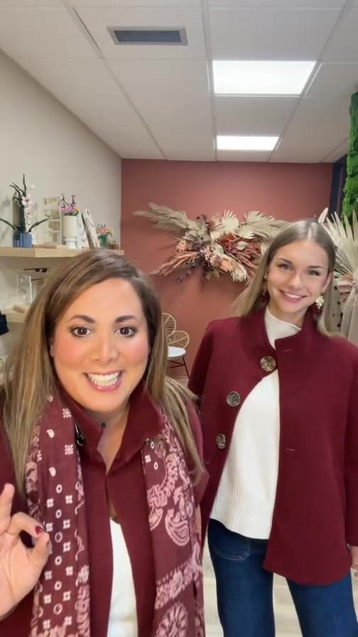 Post 8 by AT Fashion Shop on Instagram (video)