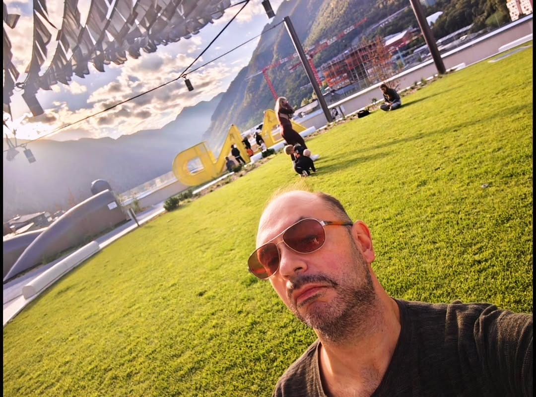 Post 3 by Jorge on Instagram (carousel)