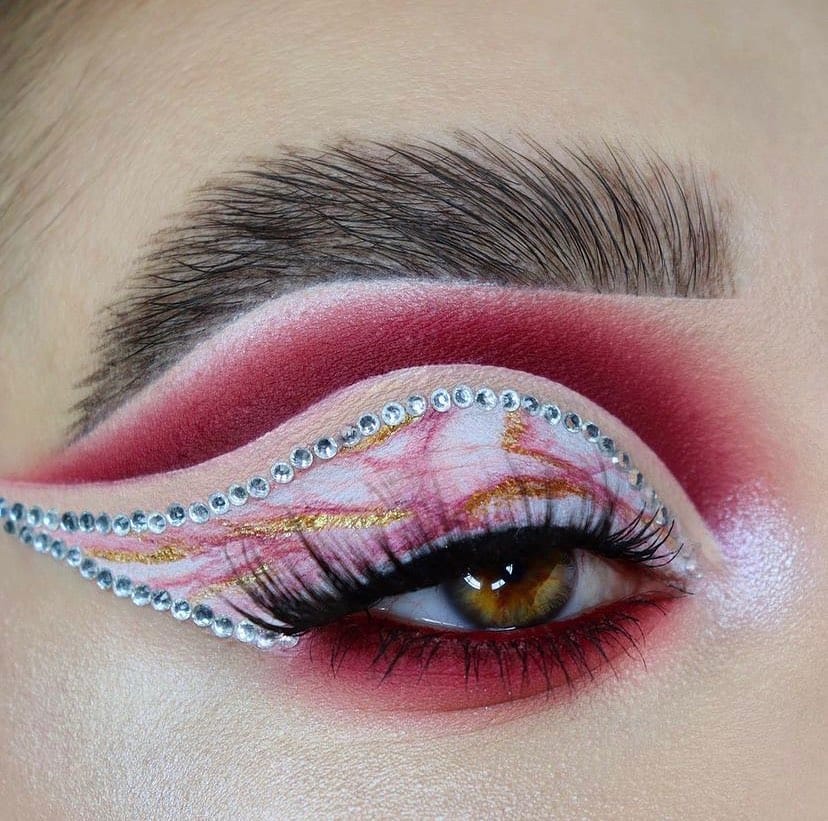 Post 10 by maquillajemakeup on Instagram (image)