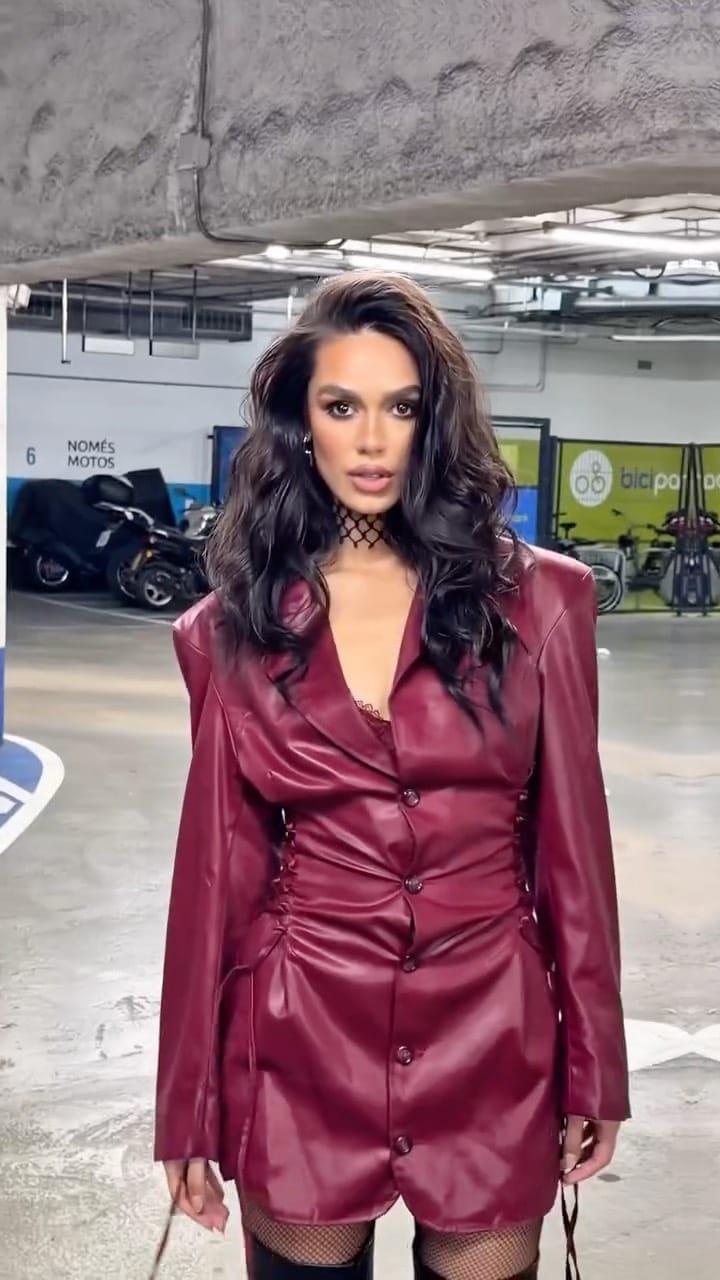 Post 5 by Makeup / Hairstyle Barcelona / Ibiza/ Marbella/ Mallorca/ Madrid on Instagram (video)