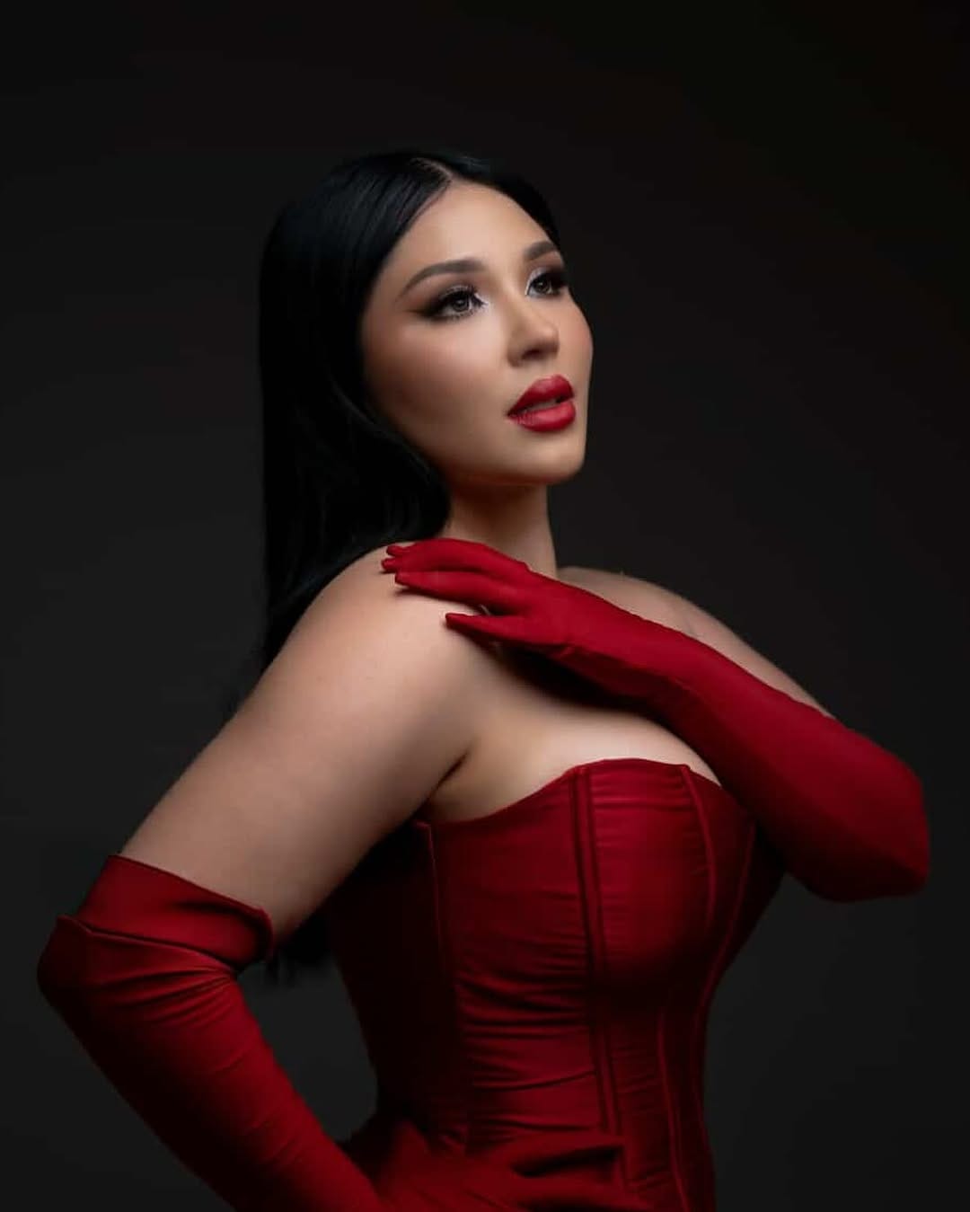 Post 8 by Daniel Rubio Beauty Studio on Instagram (image)