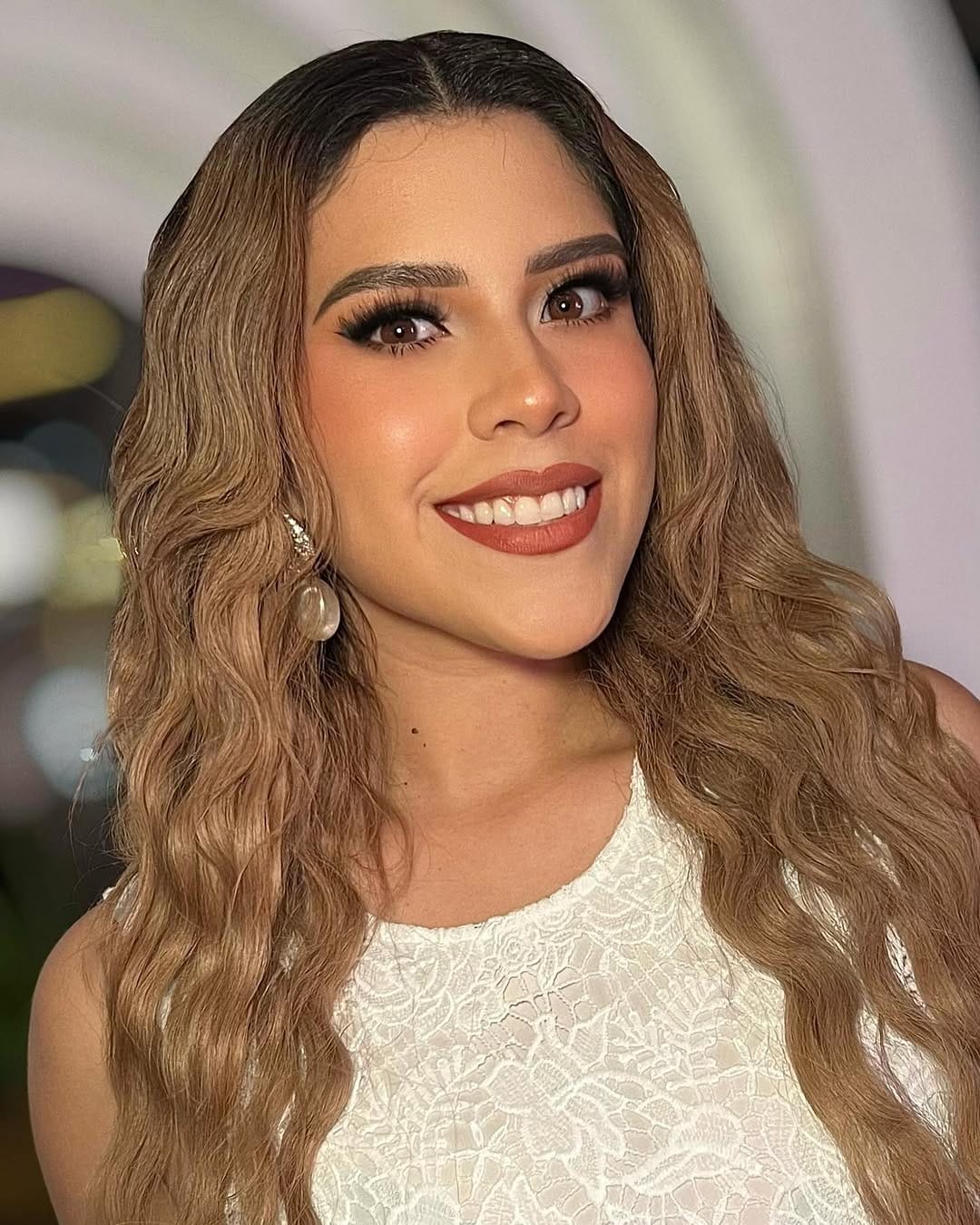Post 9 by Daniel Rubio Beauty Studio on Instagram (carousel)